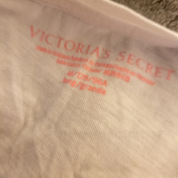 *3/$30* Victoria's Secret Softest Tee -M - Picture 2 of 2